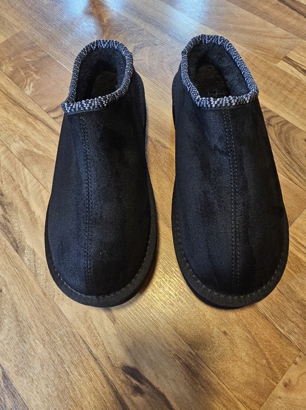 PAWZ Black Slip-On Women’s Comfort Shoes